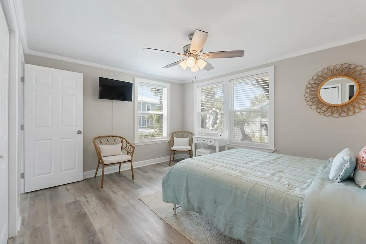 Prázdninový dům 13900 Millcole Ave - Beachy Bungalow - Sleeps 10 Panama City Beach