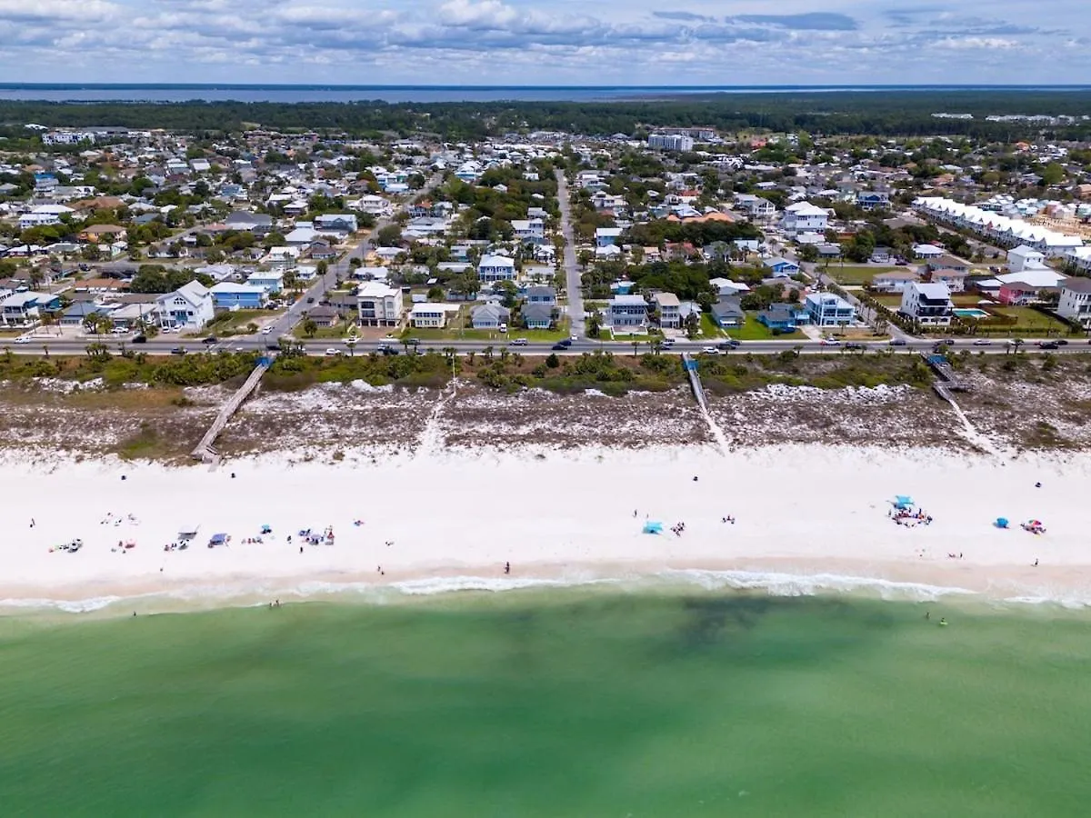 13900 Millcole Ave - Beachy Bungalow - Sleeps 10 Panama City Beach United States