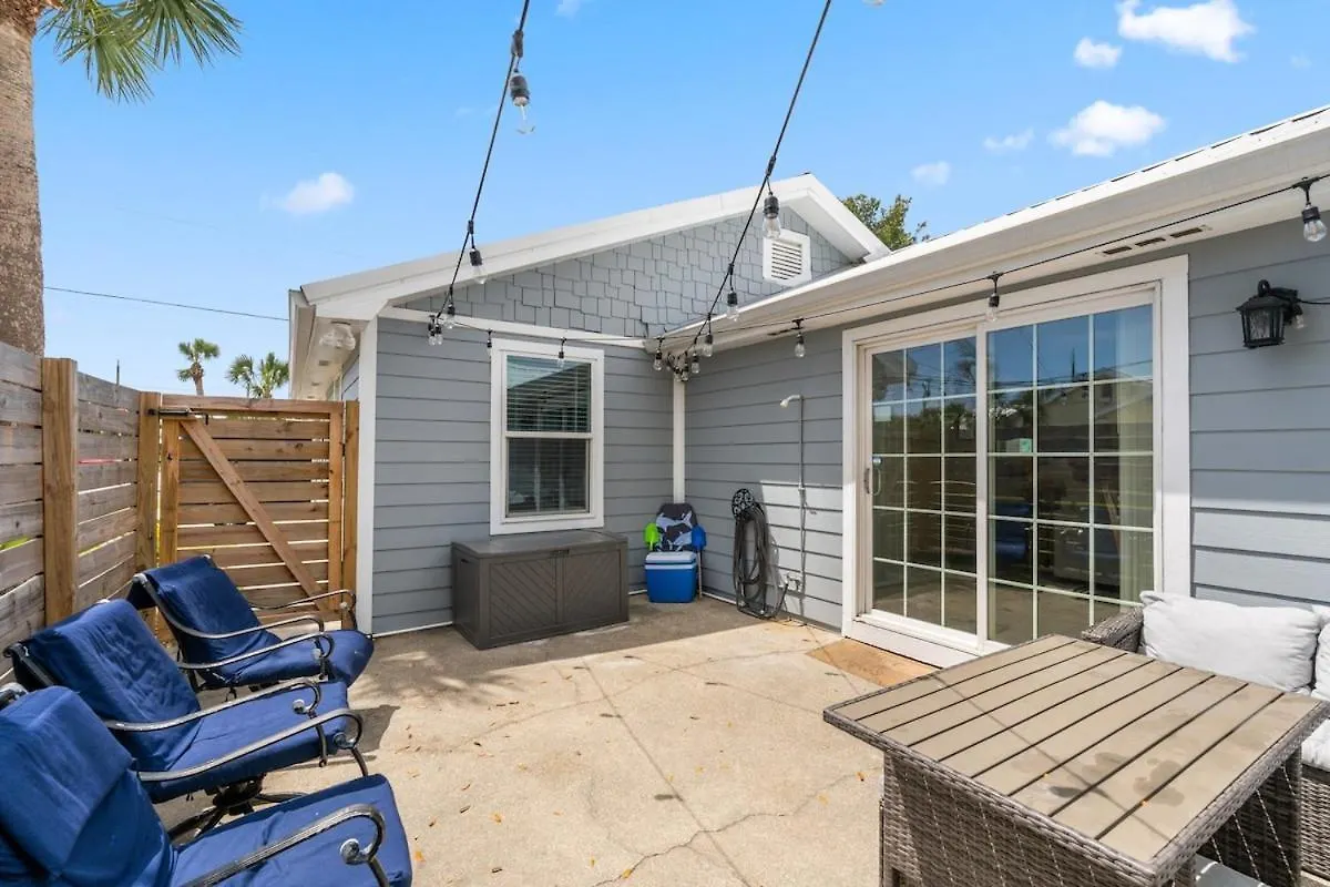 13900 Millcole Ave - Beachy Bungalow - Sleeps 10 Panama City Beach