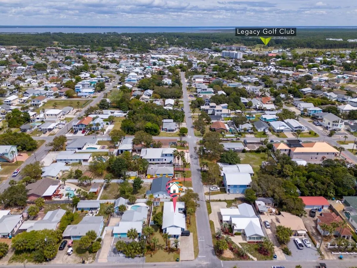 13900 Millcole Ave - Beachy Bungalow - Sleeps 10 Panama City Beach