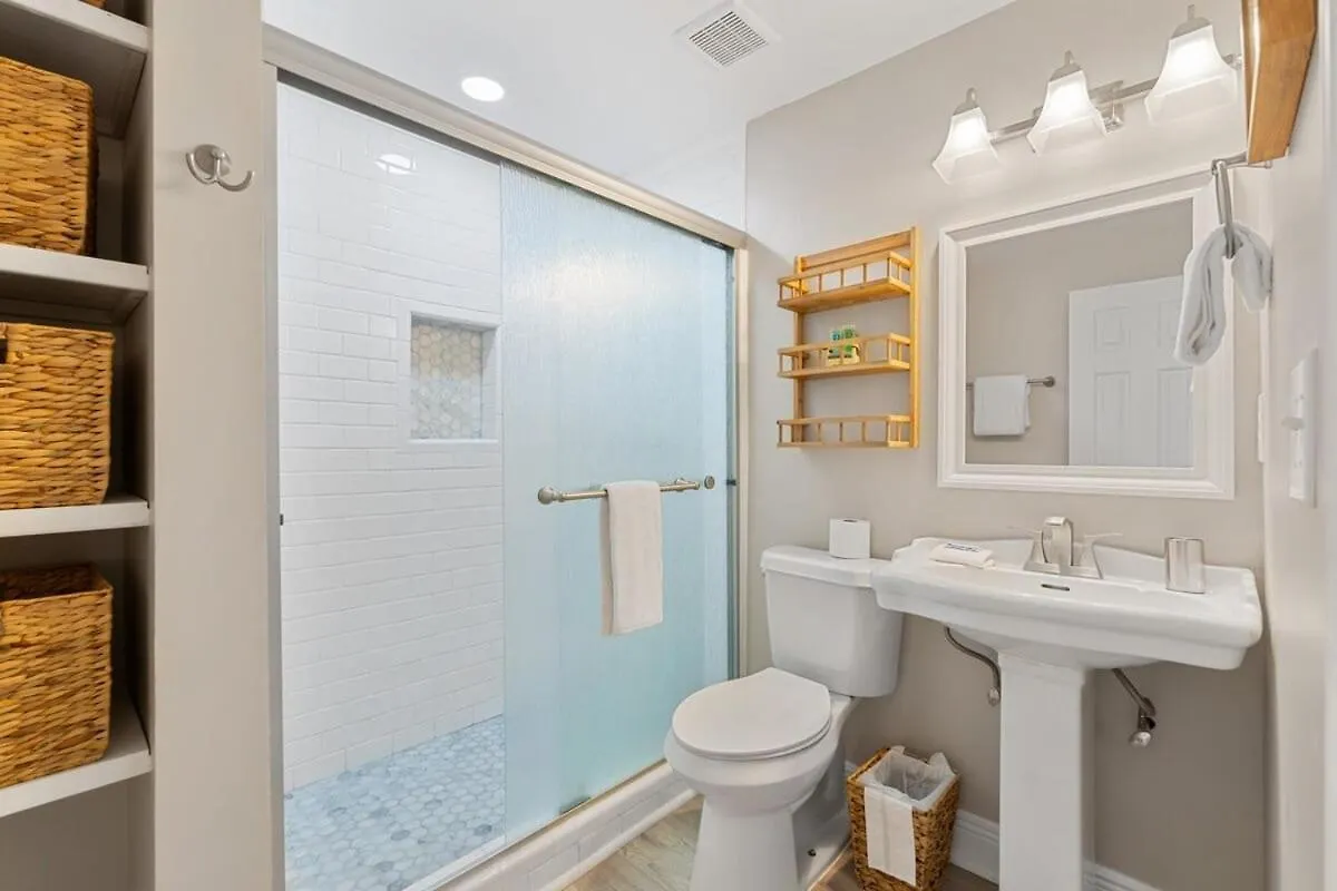 13900 Millcole Ave - Beachy Bungalow - Sleeps 10 Panama City Beach Holiday home