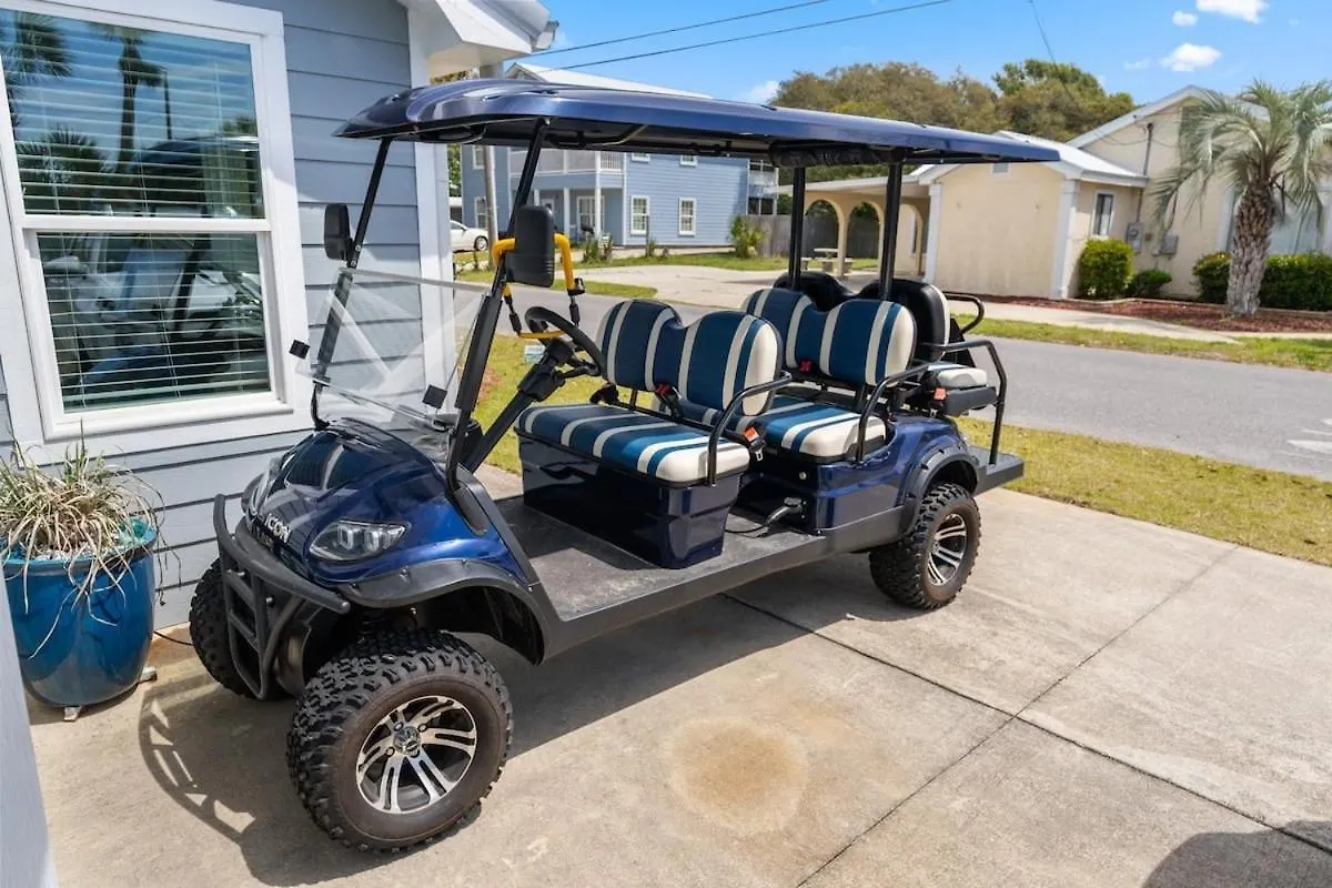 13900 Millcole Ave - Beachy Bungalow - Sleeps 10 Panama City Beach United States